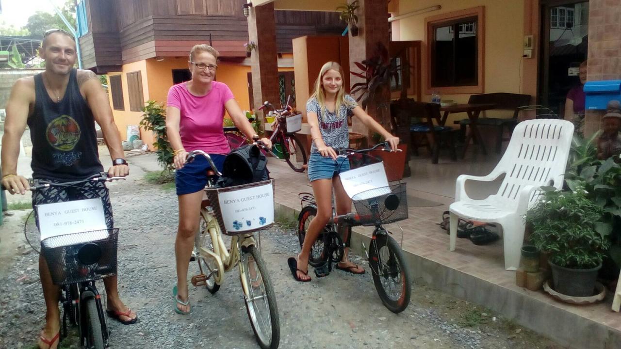 Benya Guest House Phimai Екстер'єр фото